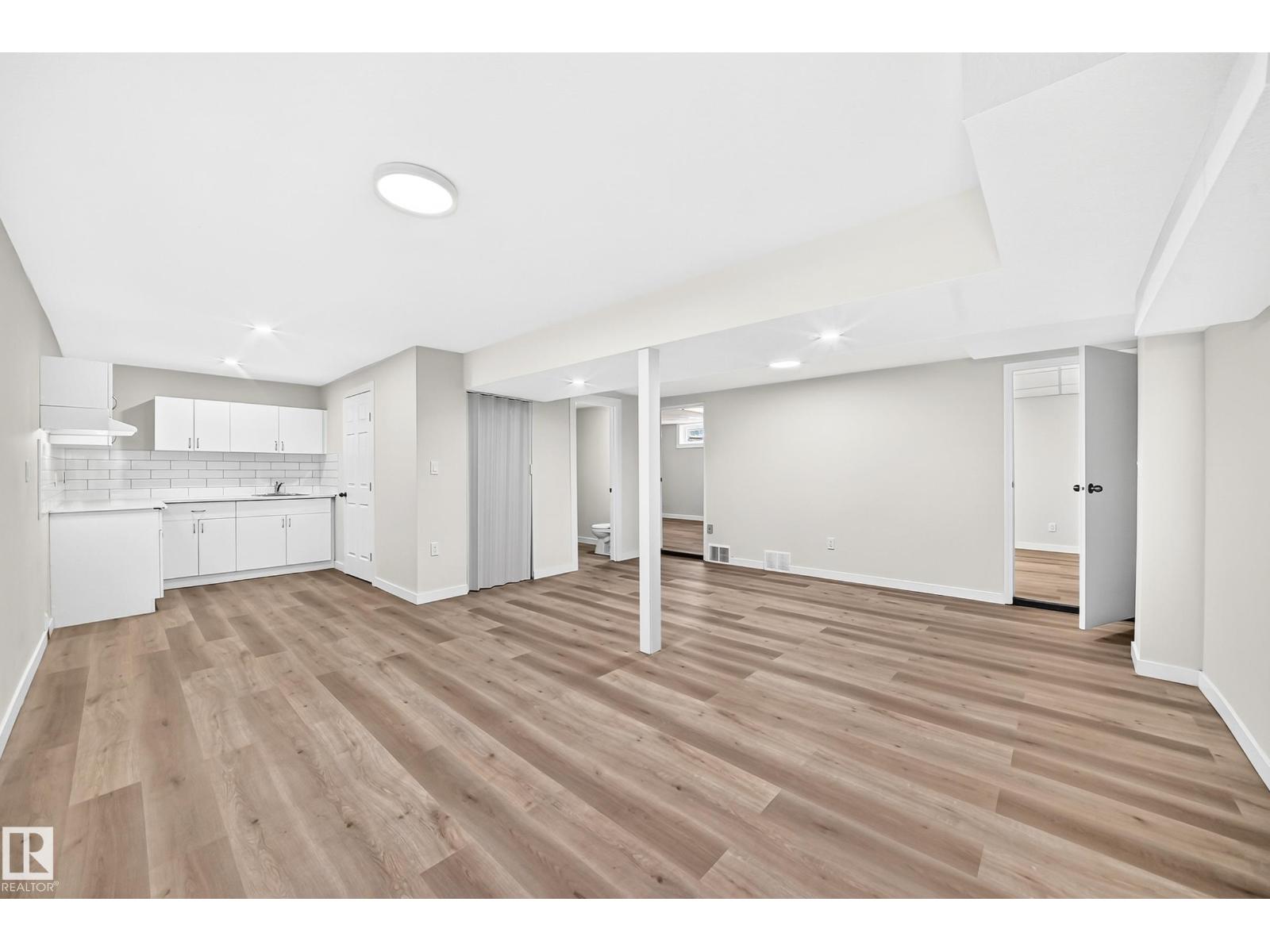13835 114 ST NW - 30