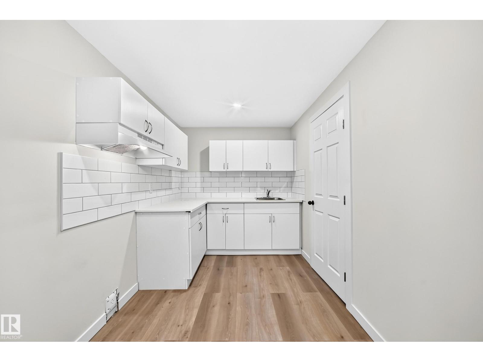 13835 114 ST NW - 34