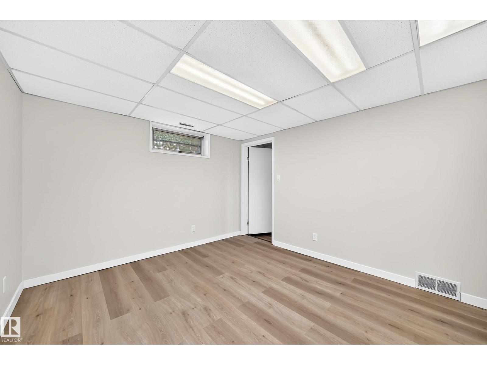 13835 114 ST NW - 40