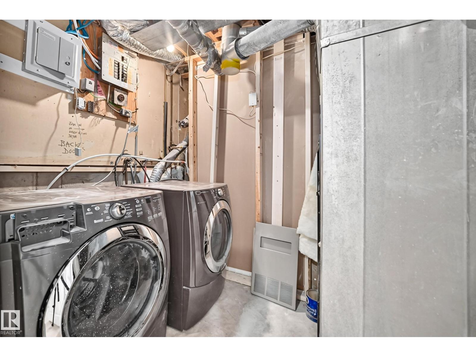 13835 114 ST NW - 43