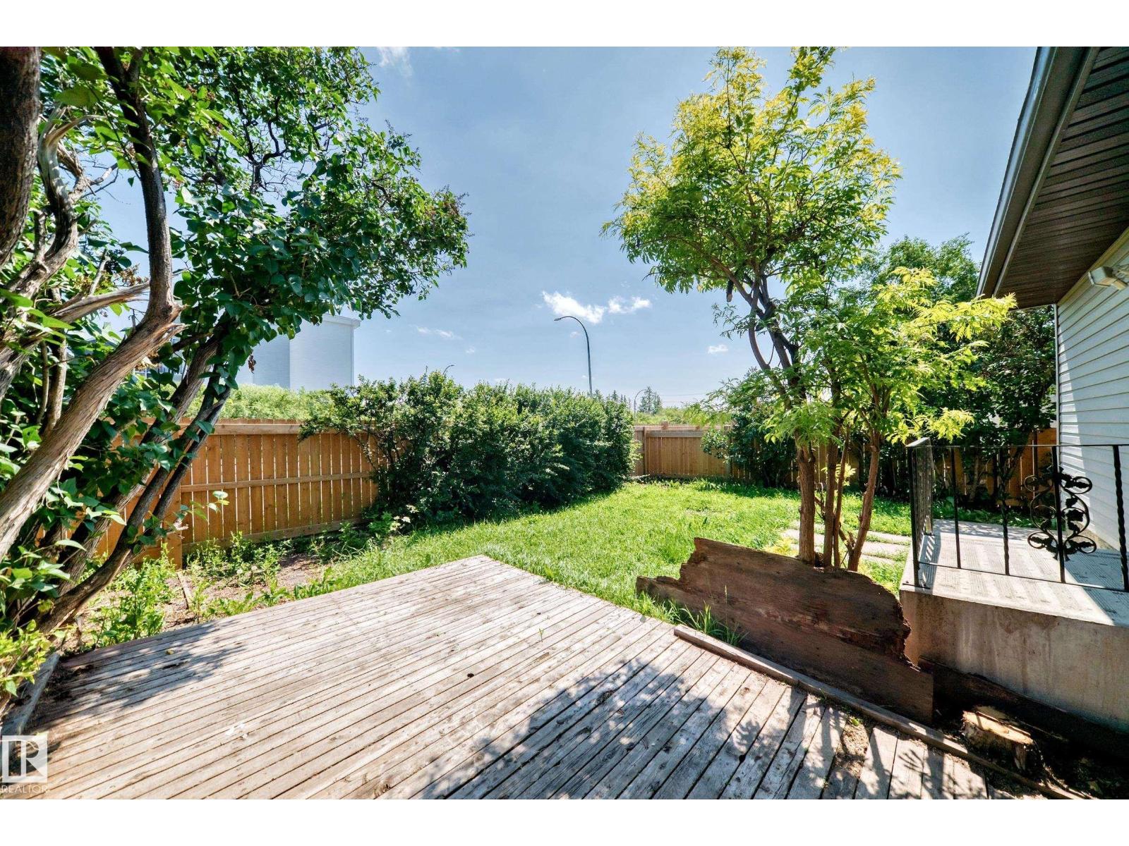 13835 114 ST NW - 47