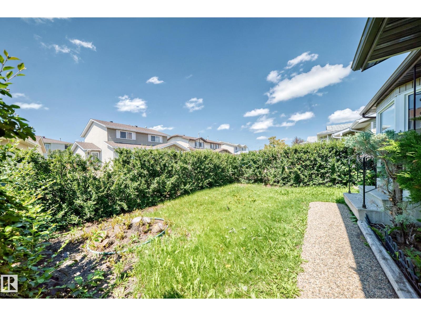 13835 114 ST NW - 48