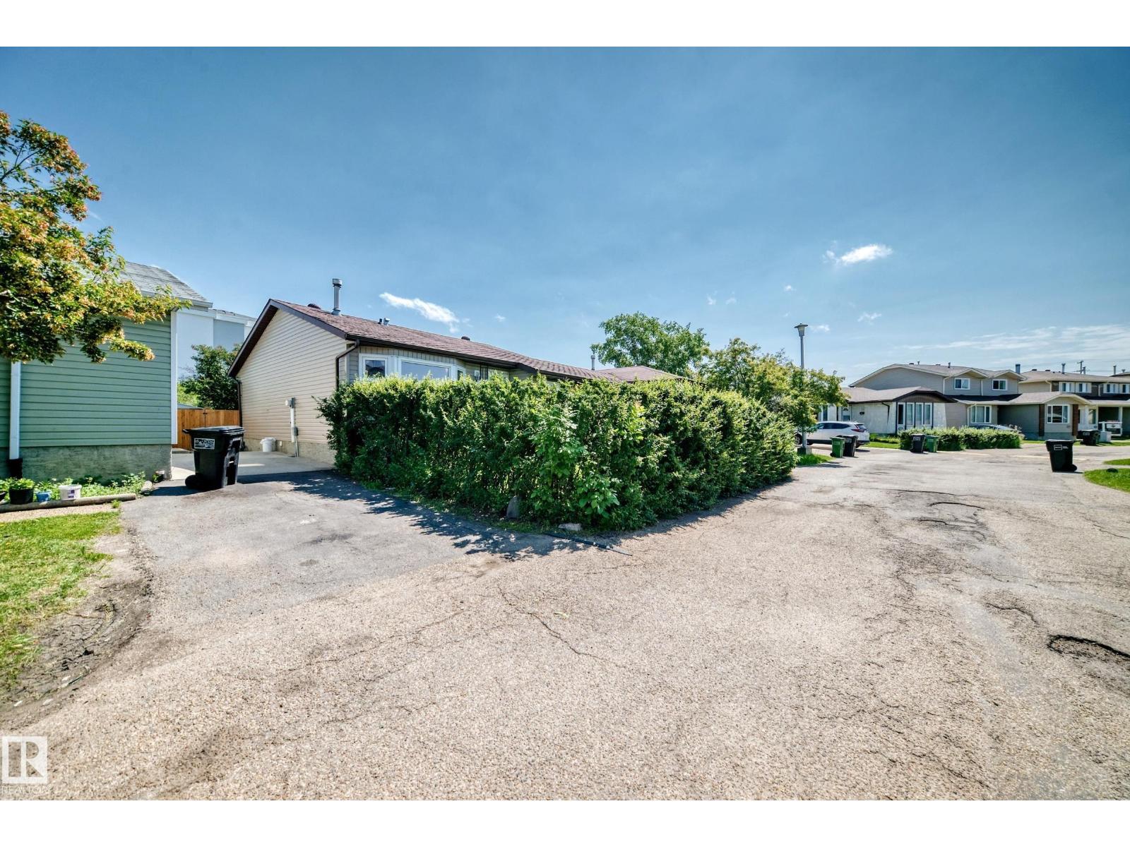 13835 114 ST NW - 56
