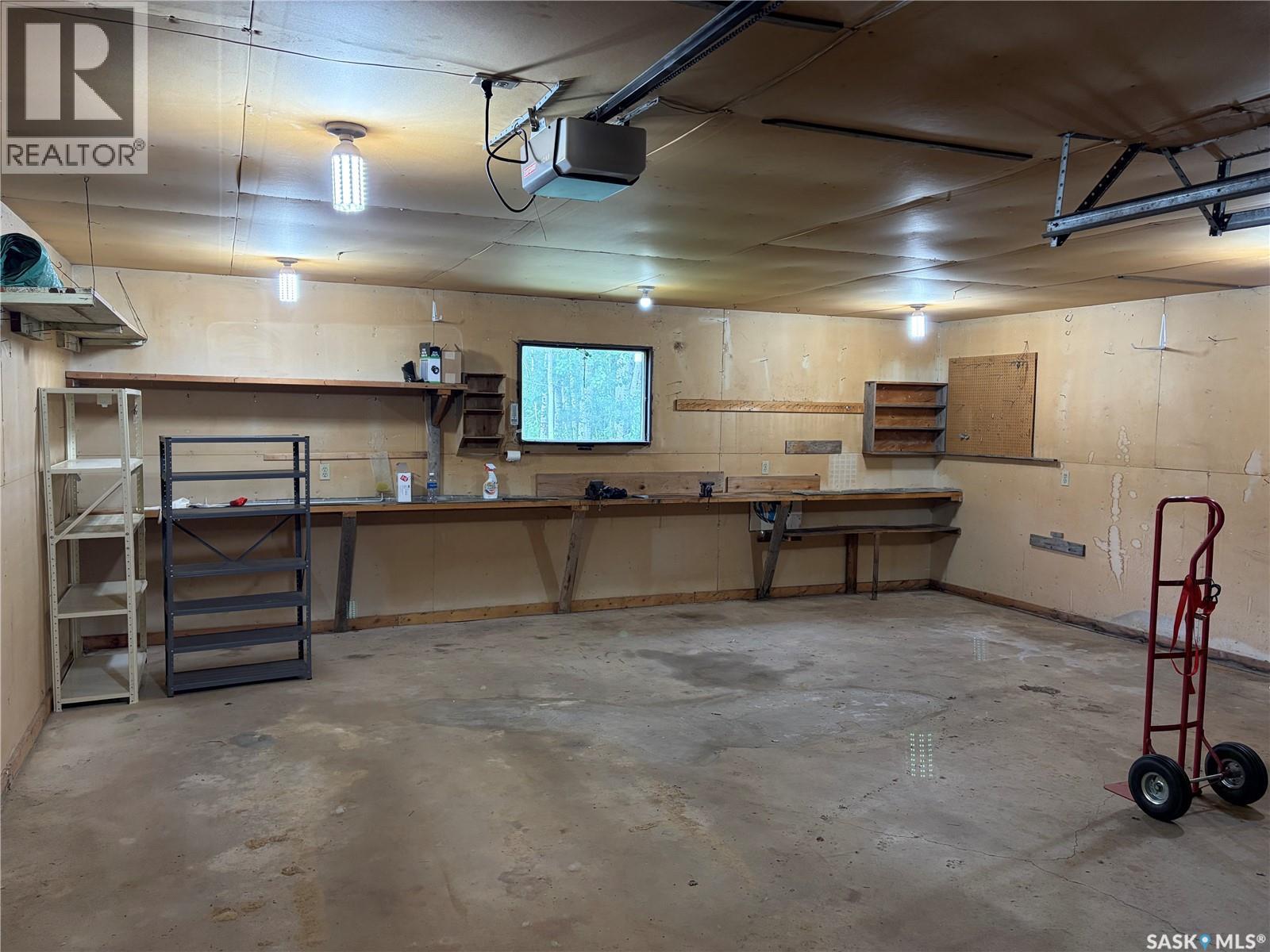 Neufeld acreage — photo 39