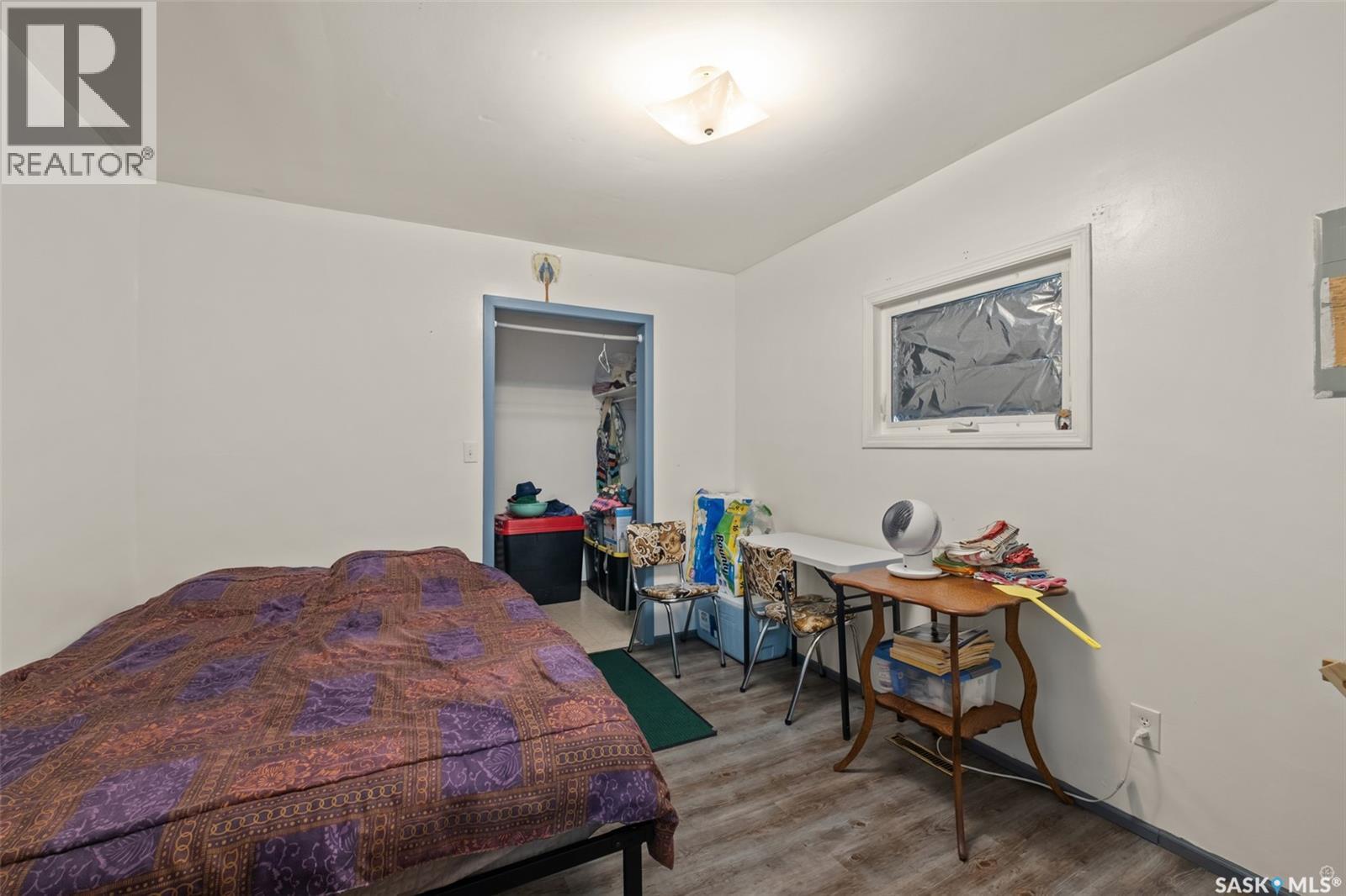 150 31st STREET E - 11