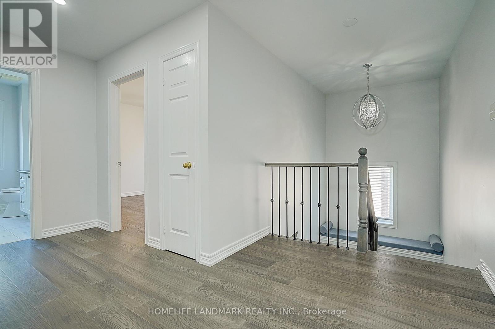 28 HUNWICKS CRESCENT - Image 15