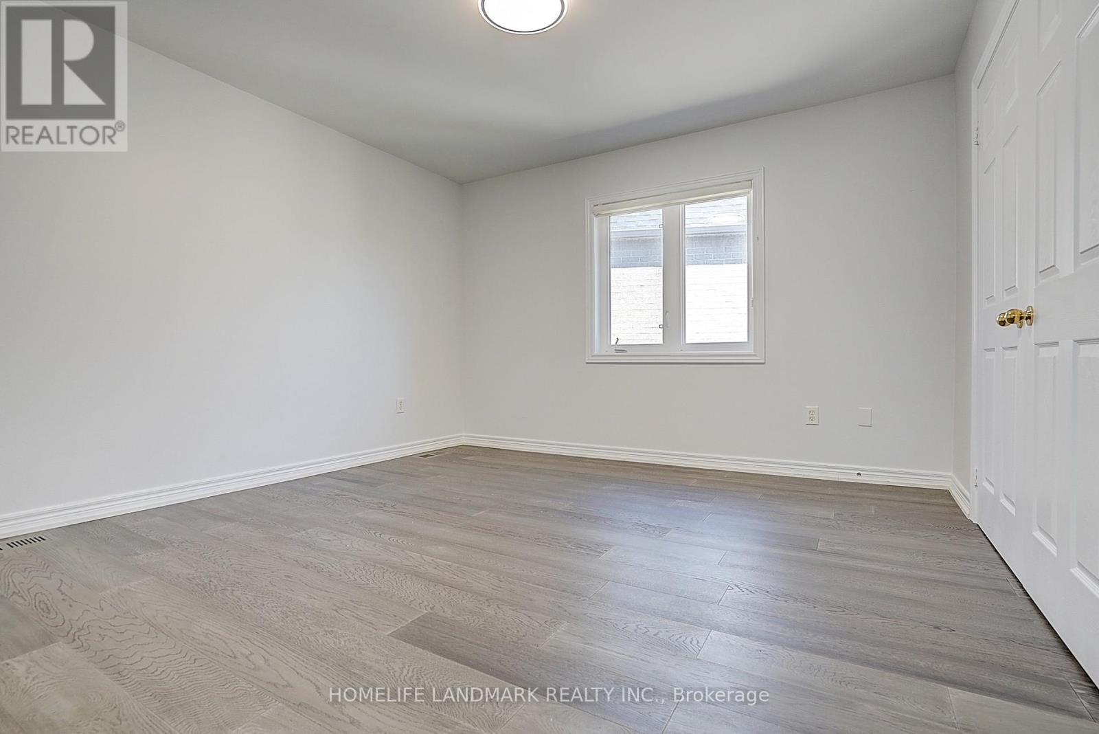28 HUNWICKS CRESCENT - Image 23