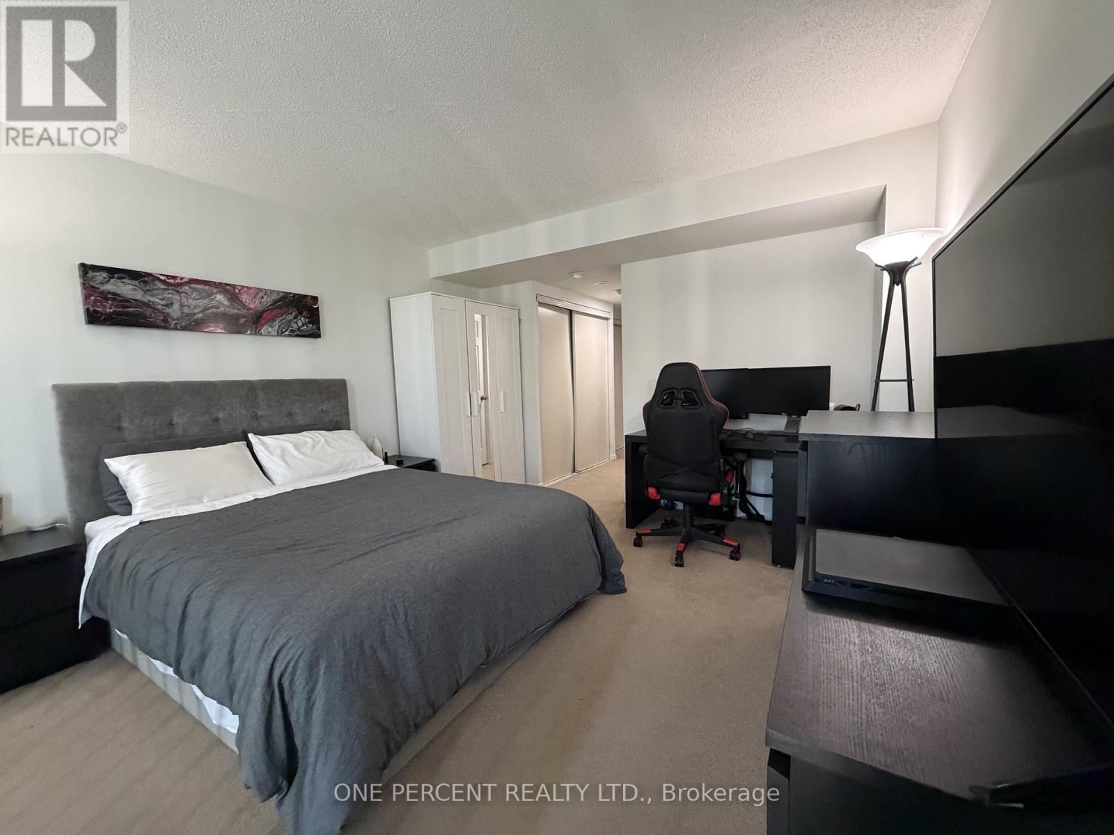 #607 3 ELLESMERE STREET - 19