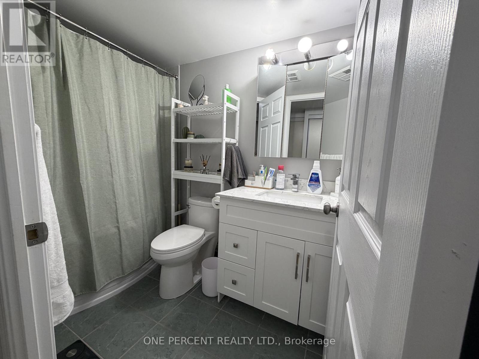 #607 3 ELLESMERE STREET - 22