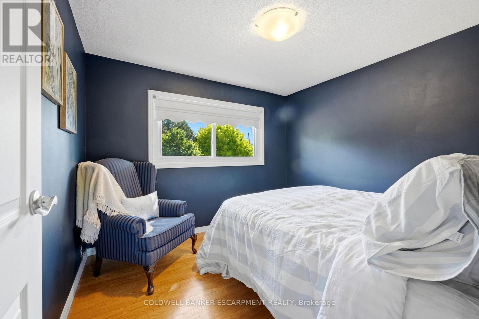 40 STRATHMERE PLACE - 15