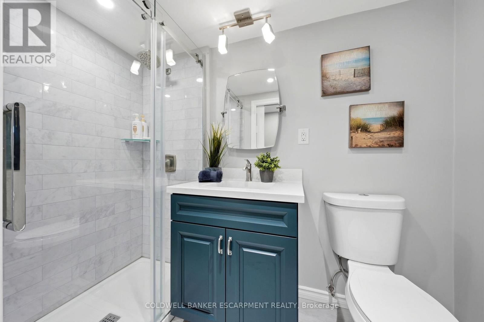 40 STRATHMERE PLACE - 18