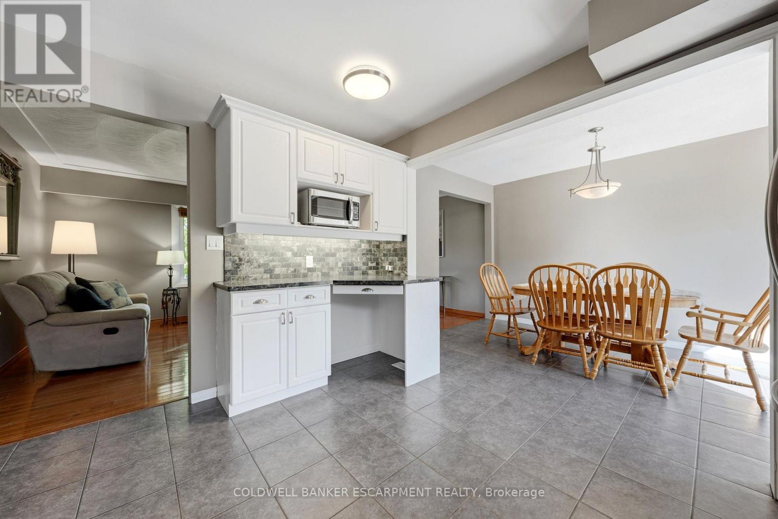 40 STRATHMERE PLACE - 21