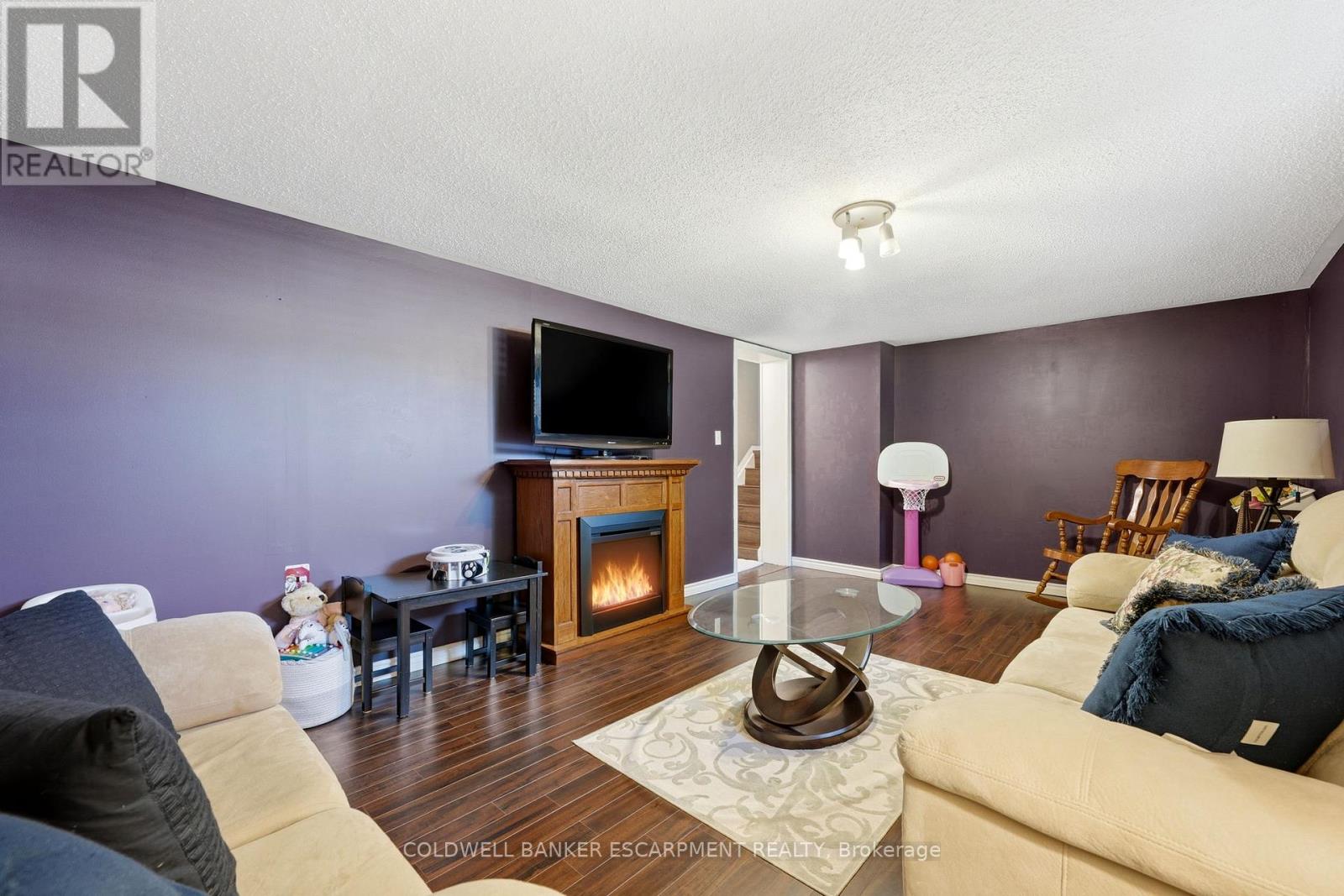 40 STRATHMERE PLACE - 30