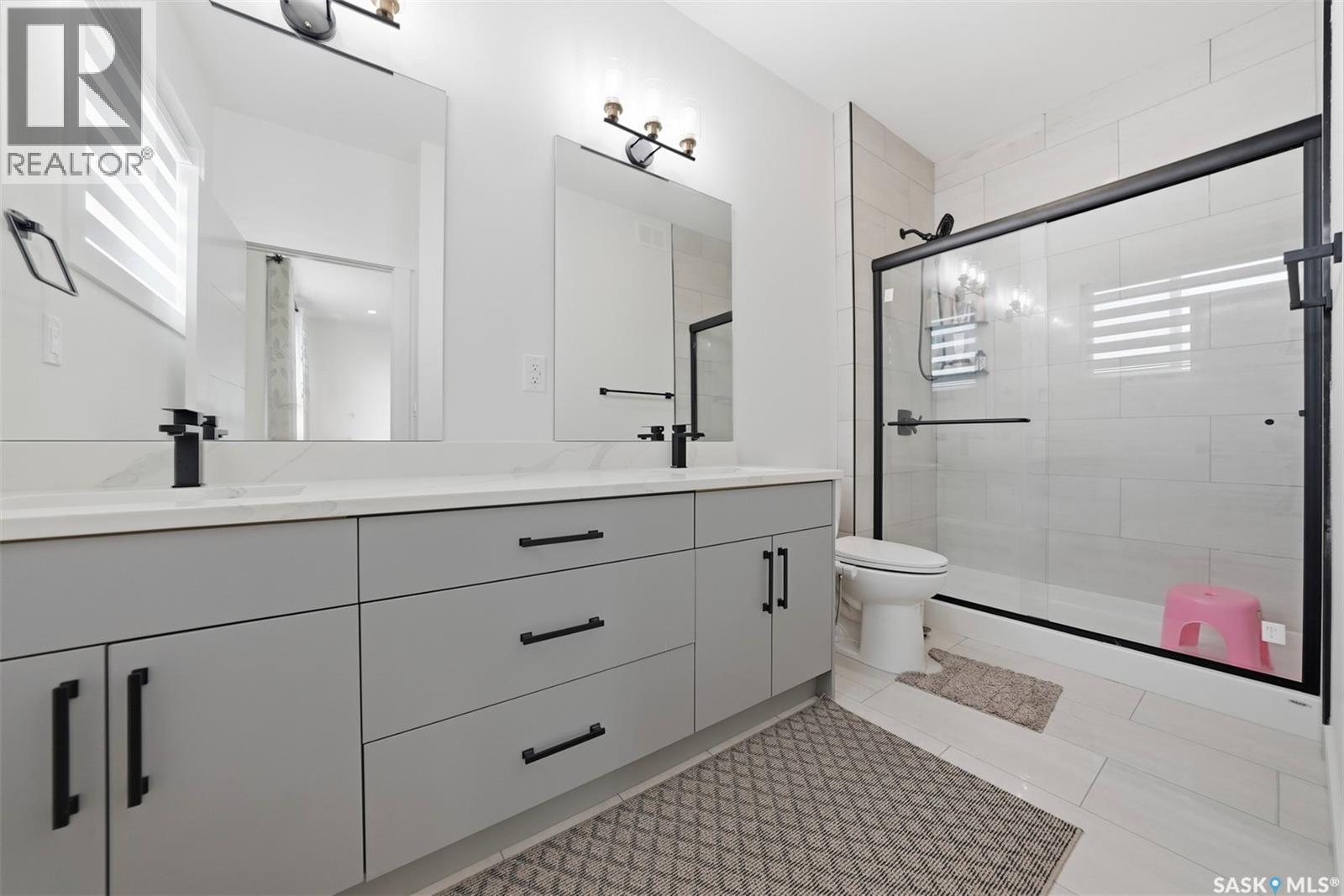 155 Schmeiser LANE - 26