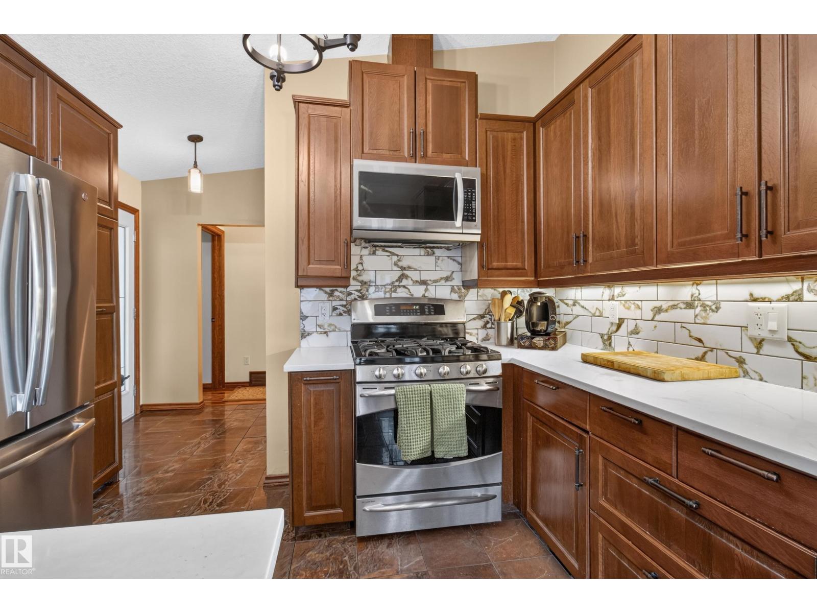 #14 51149 RGE ROAD 231 - 16