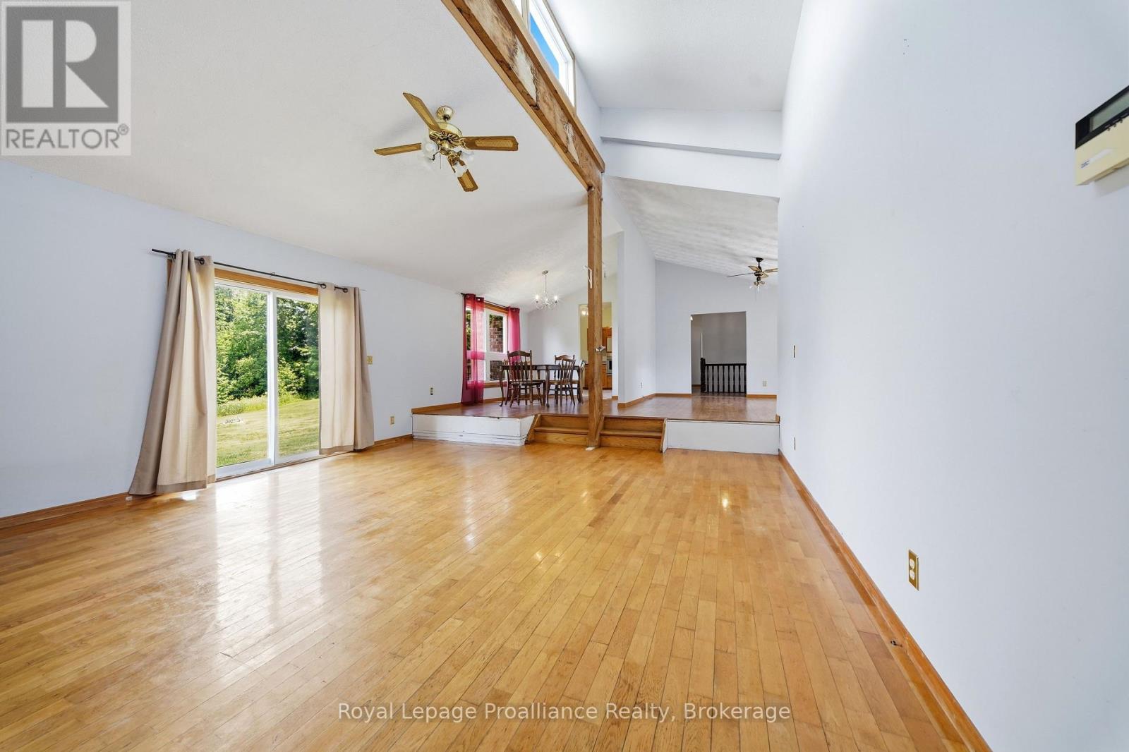 555 BETHEL ROAD - 20