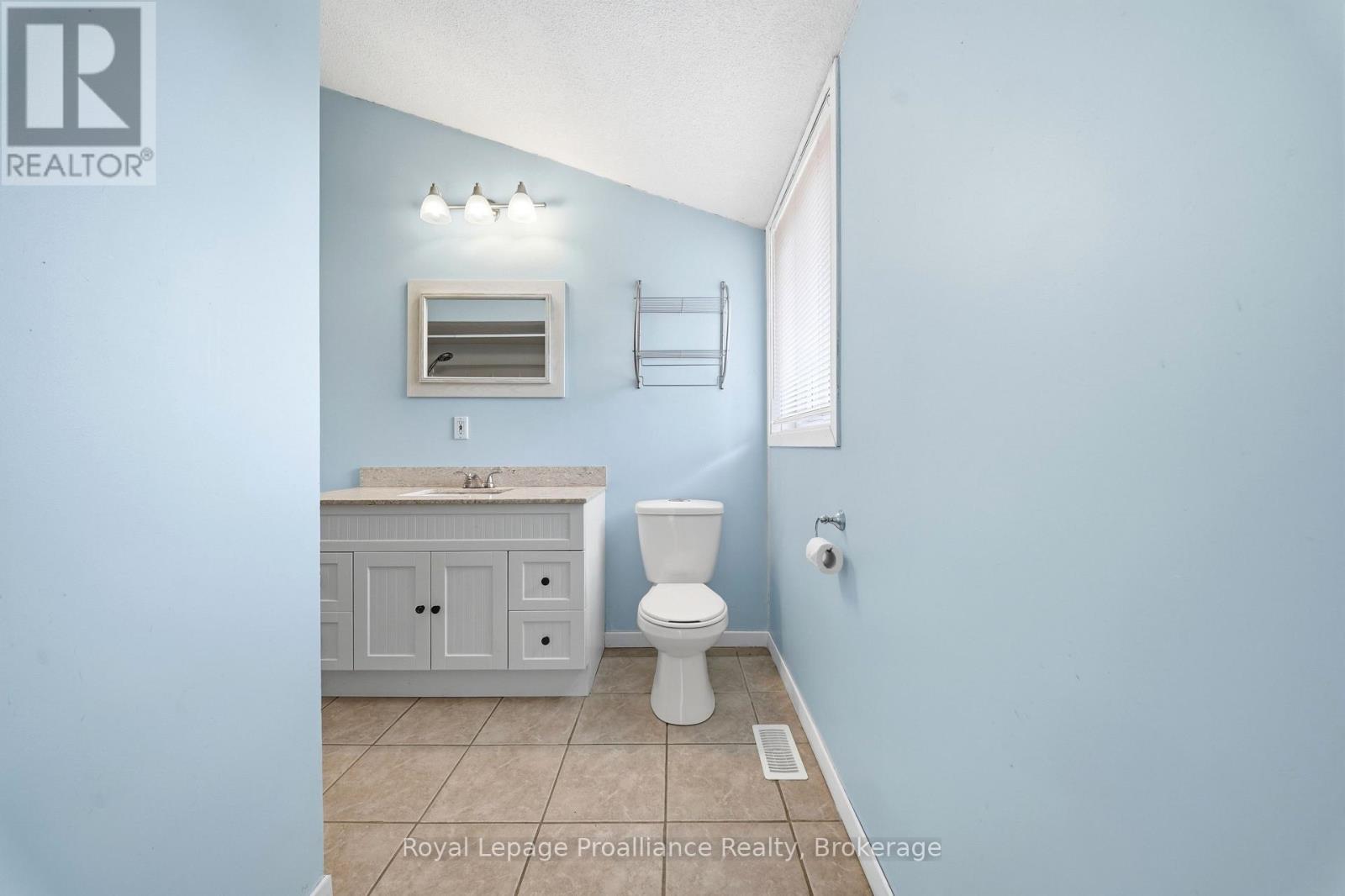 555 BETHEL ROAD - 30