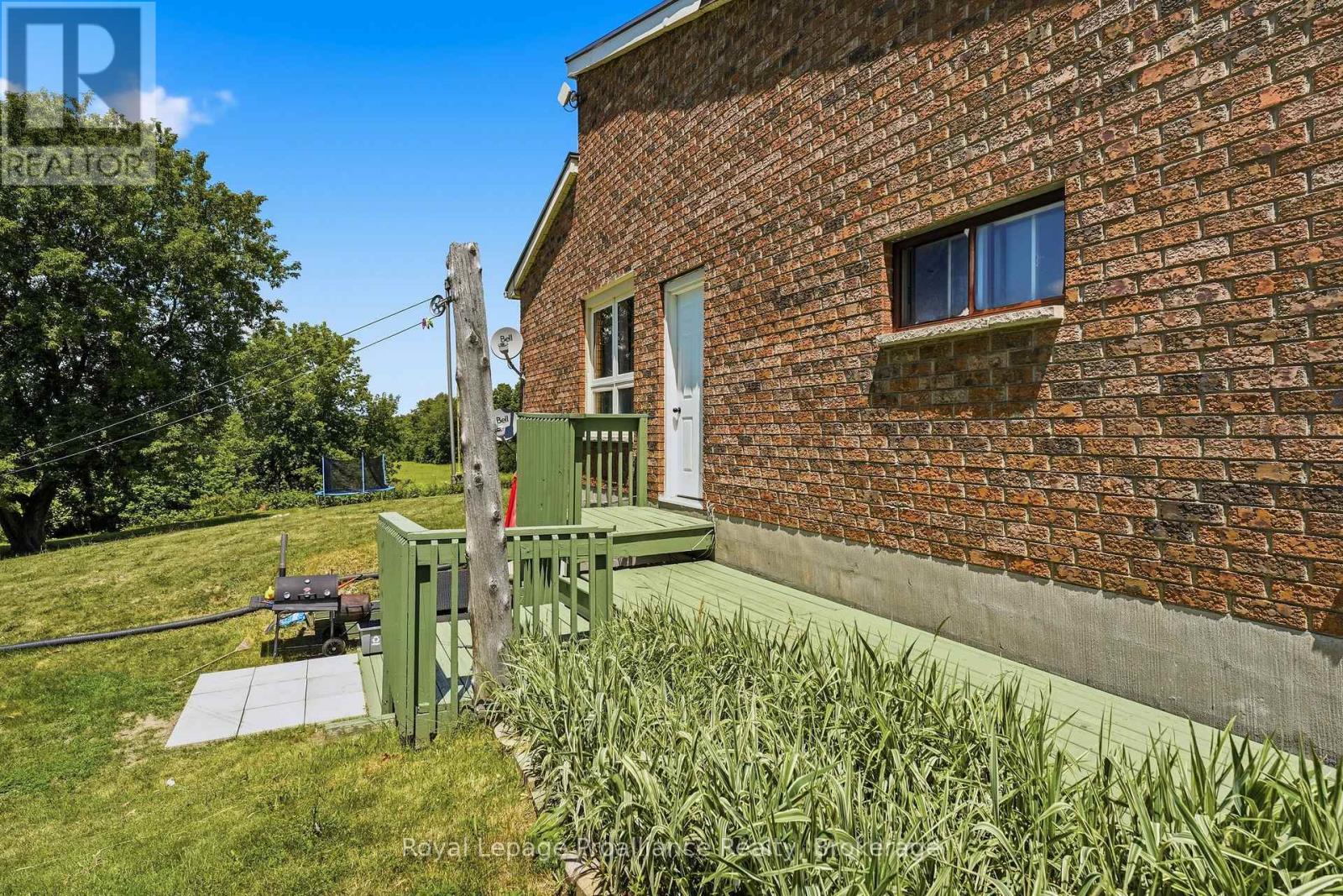 555 BETHEL ROAD - 44