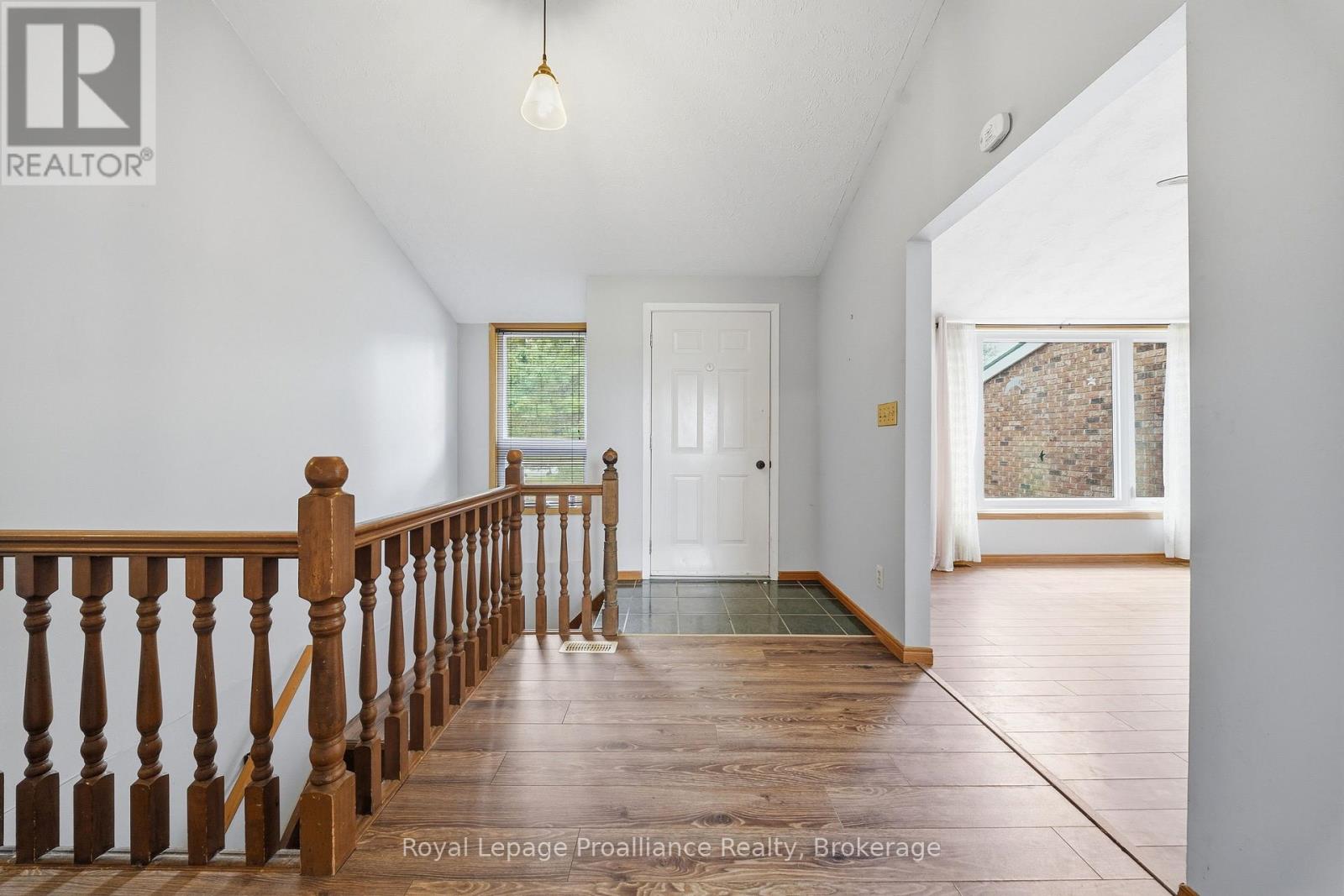 555 BETHEL ROAD - 9