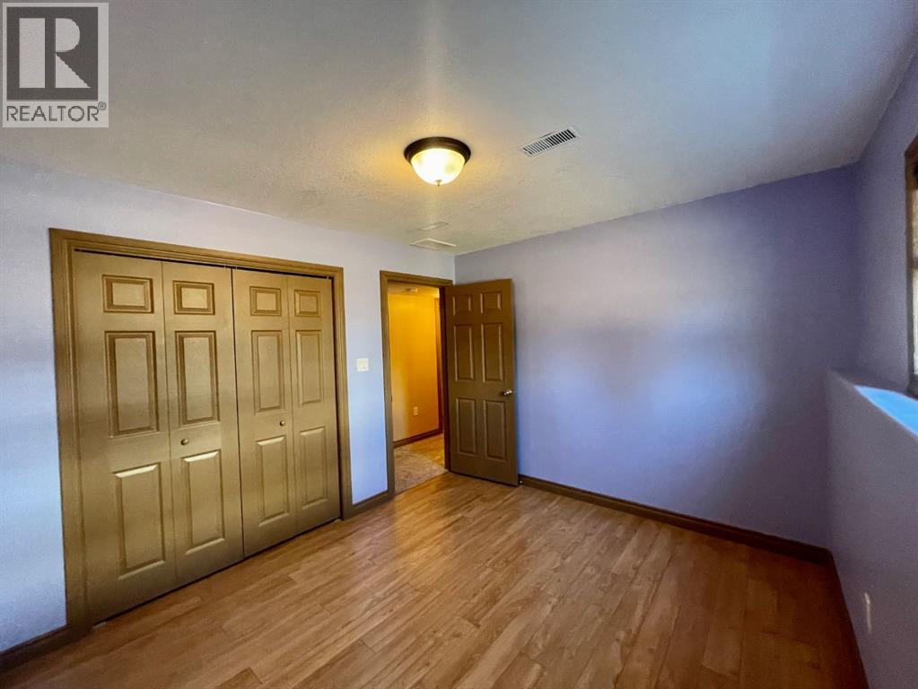 4108 16 Avenue - 39