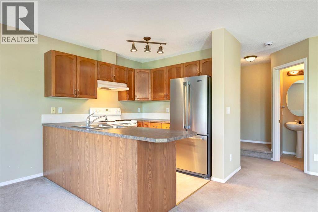 #3 823 Wilson Way - 9