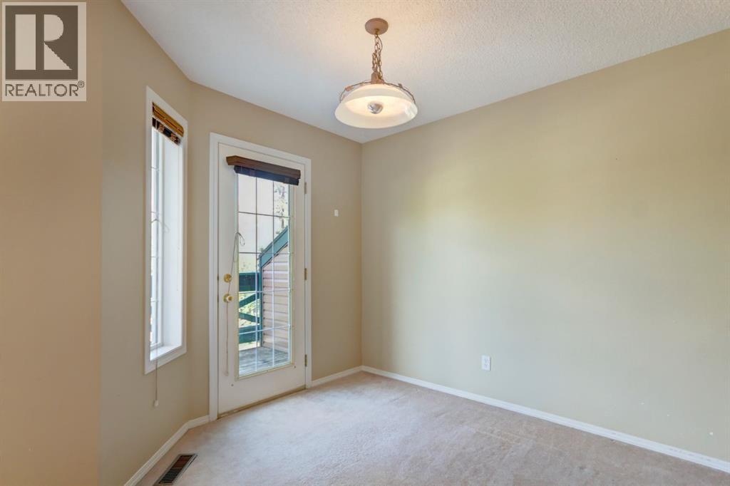 #3 823 Wilson Way - 8