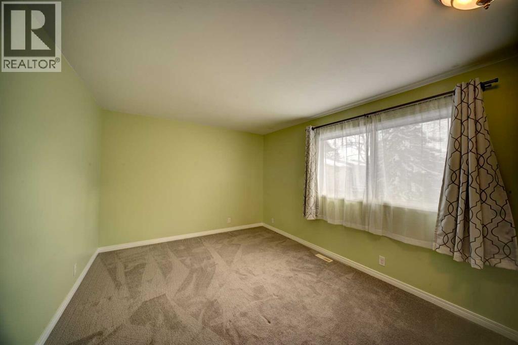 #30 380 Bermuda Drive NW - 16