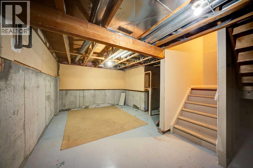 #30 380 Bermuda Drive NW - 25