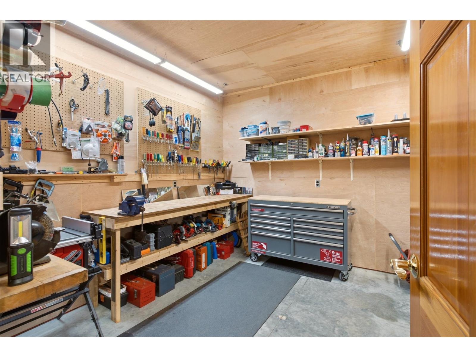 102 SANDNER Road - 13