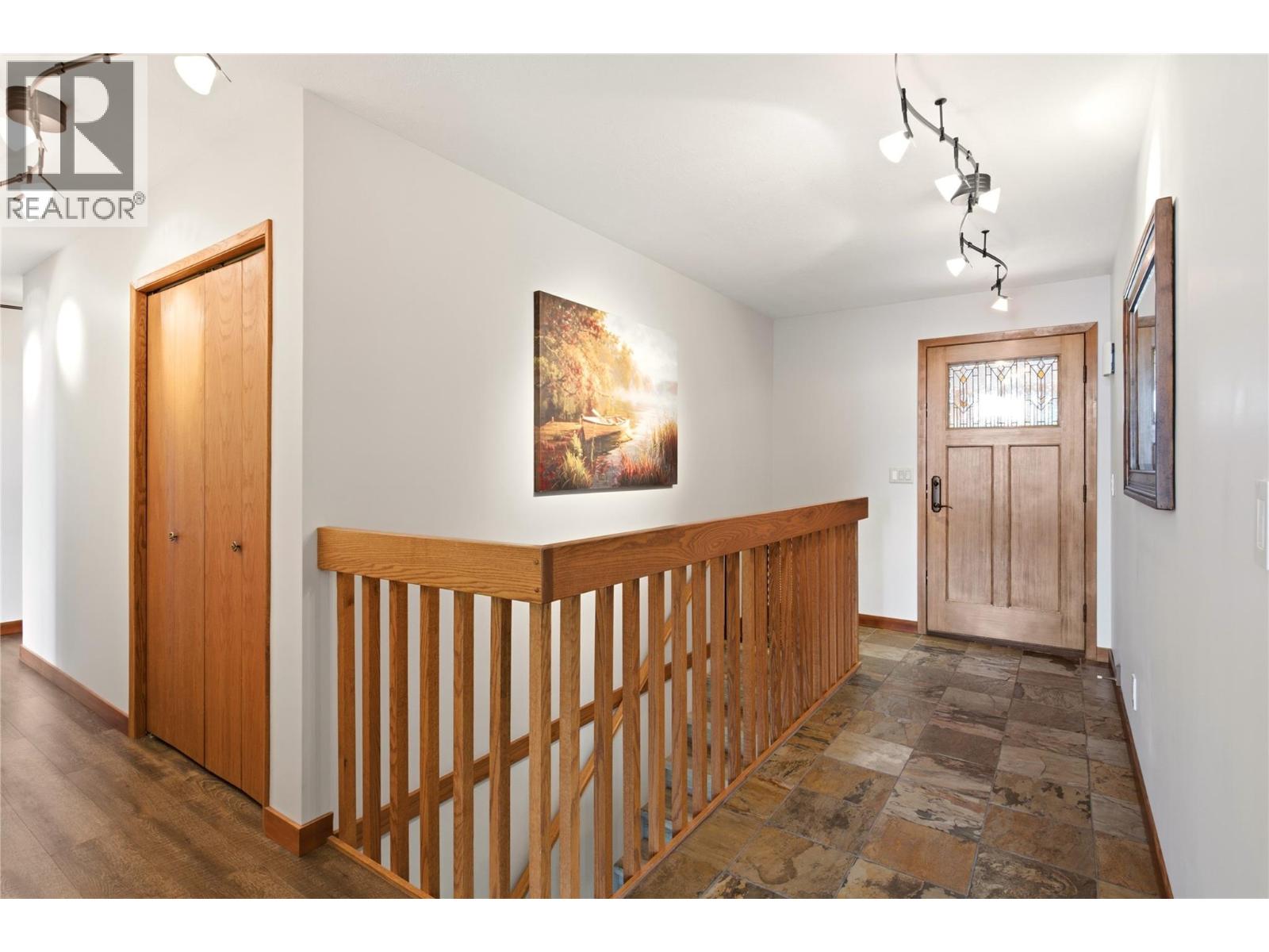 102 SANDNER Road - 41