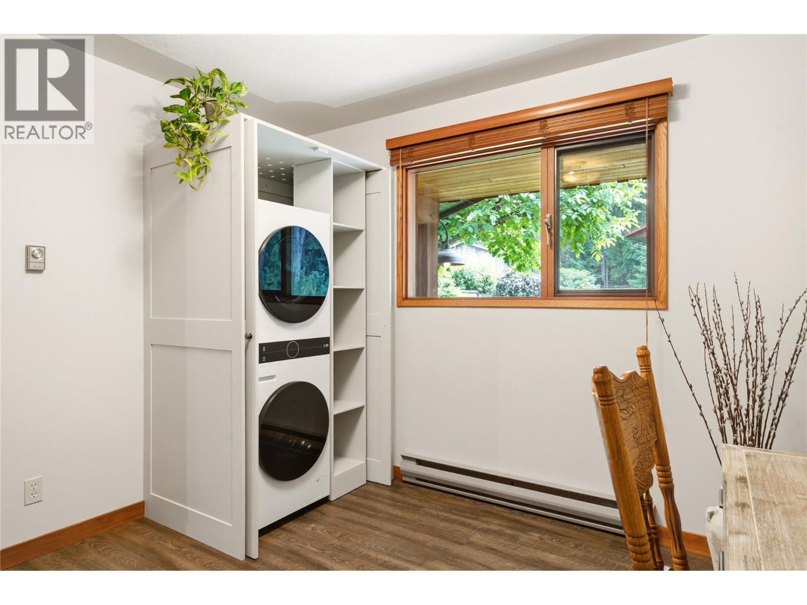 102 SANDNER Road - 39