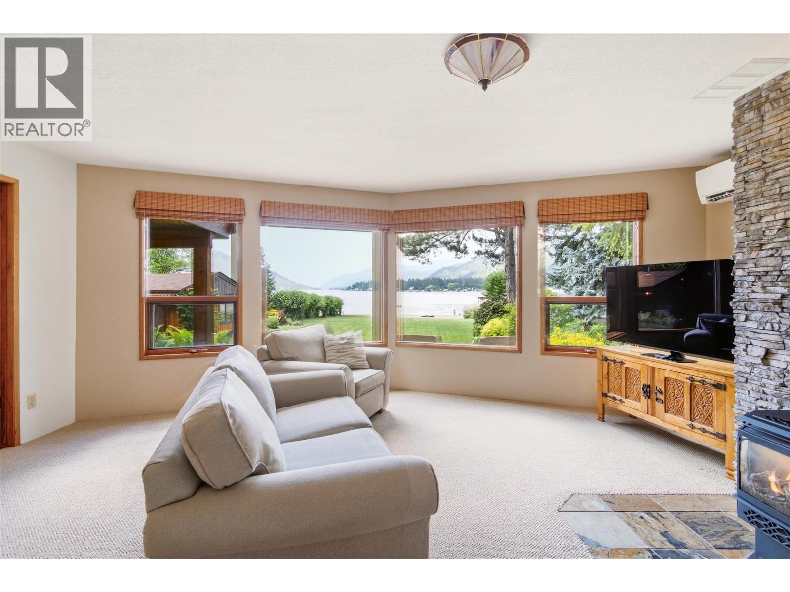 102 SANDNER Road - 42