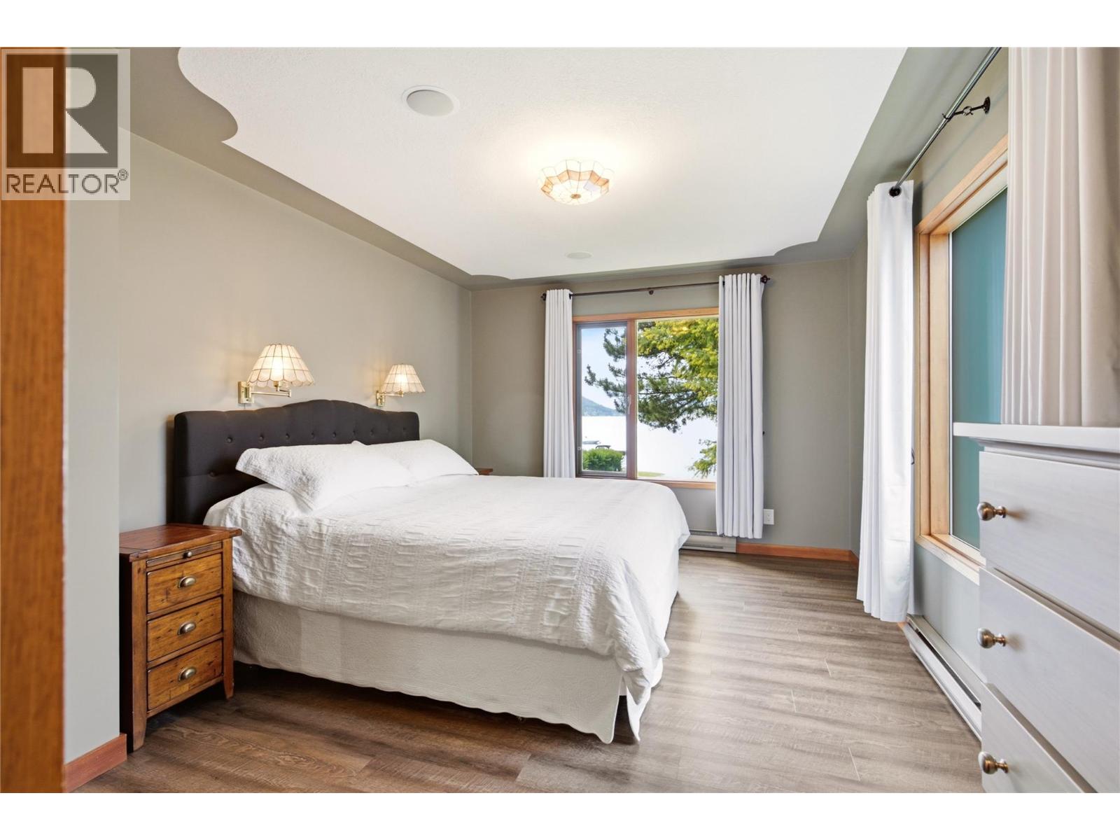 102 SANDNER Road - 34