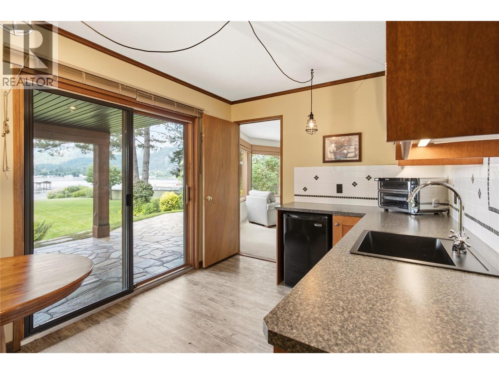 102 SANDNER Road - 45