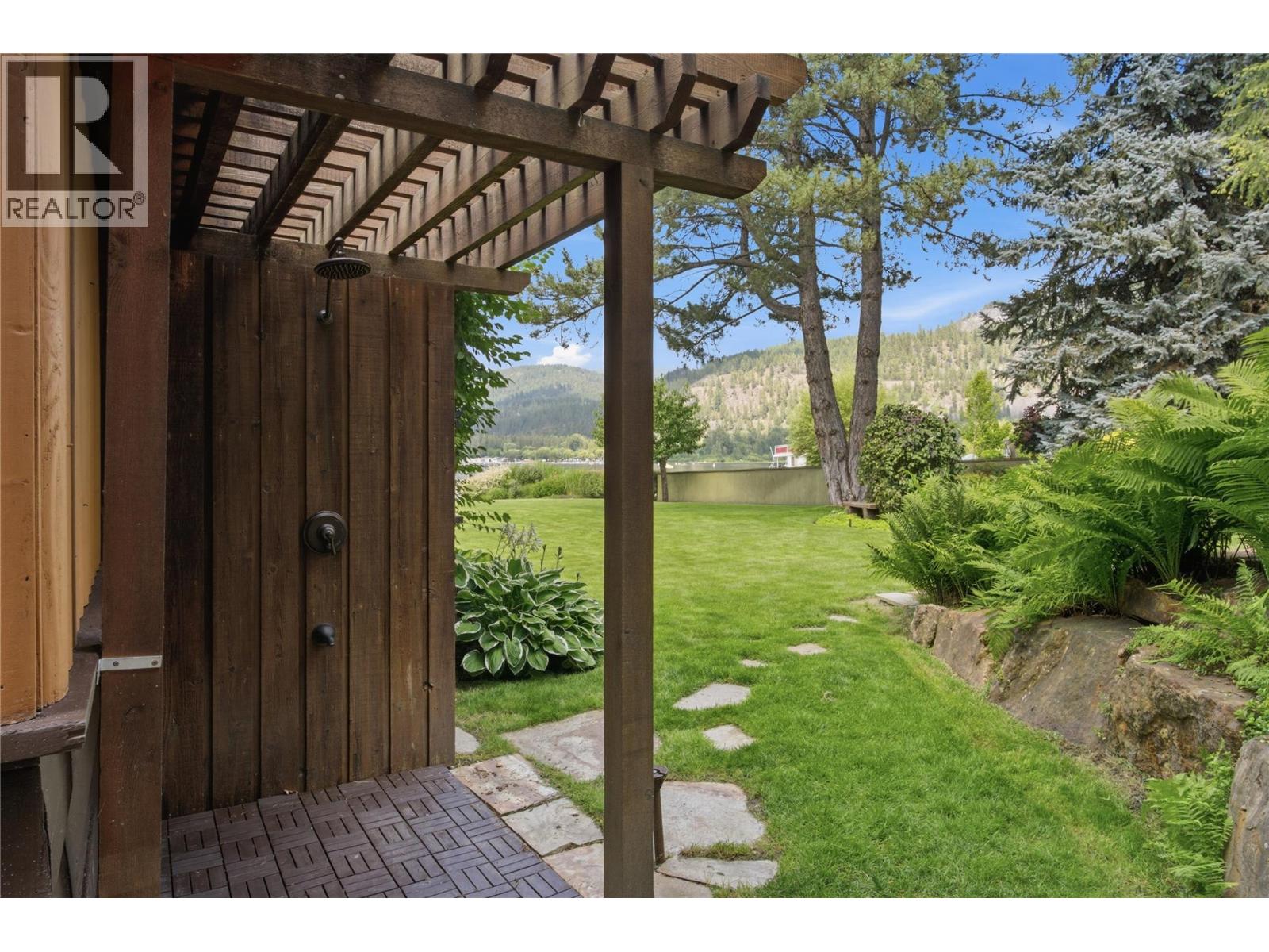 102 SANDNER Road - 60
