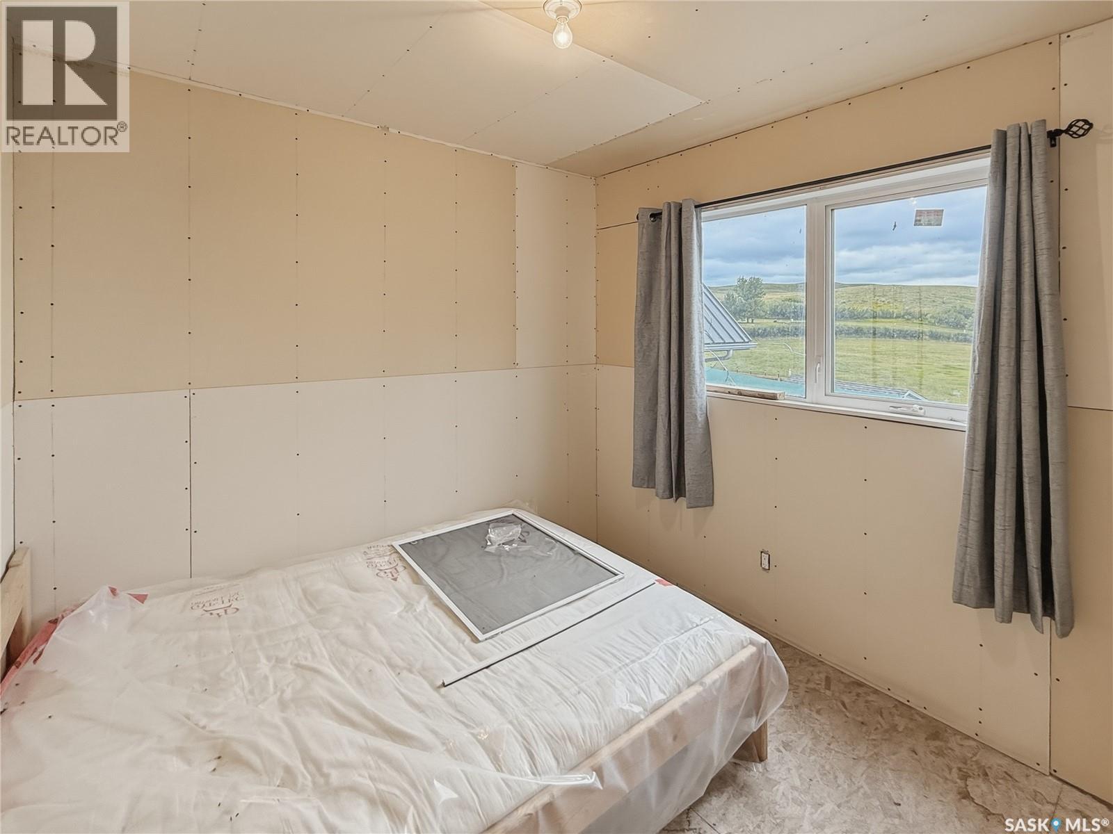 403 Smith CRESCENT - 12