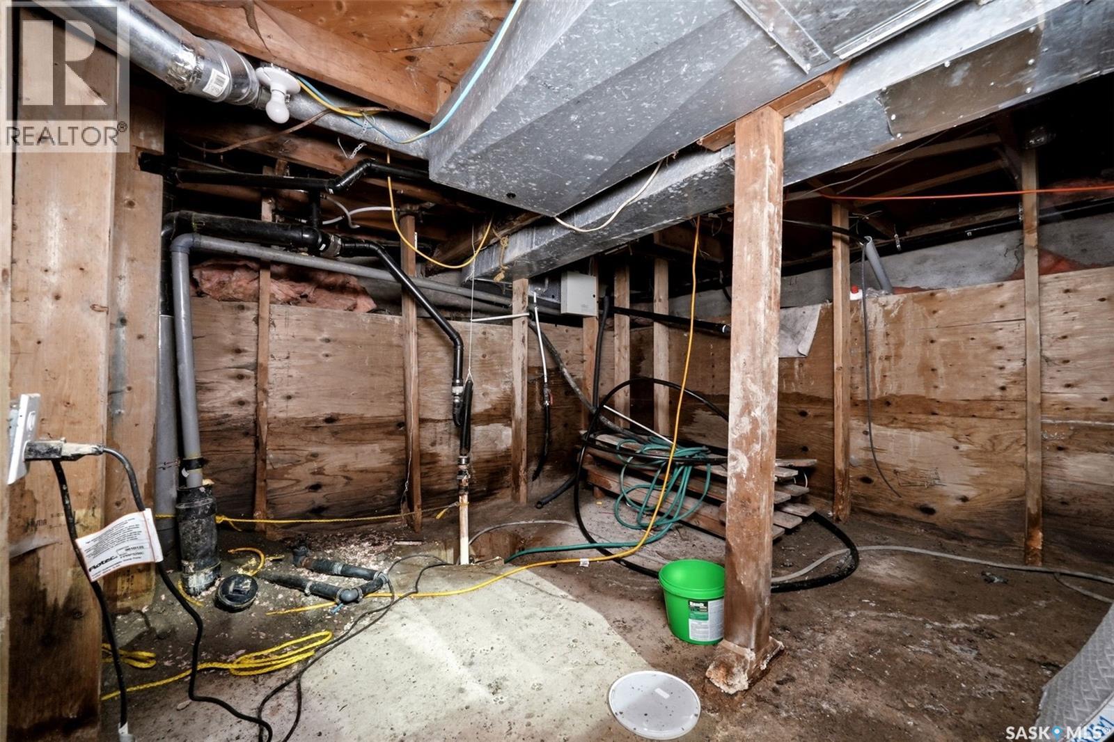 335 BETA STREET - 27