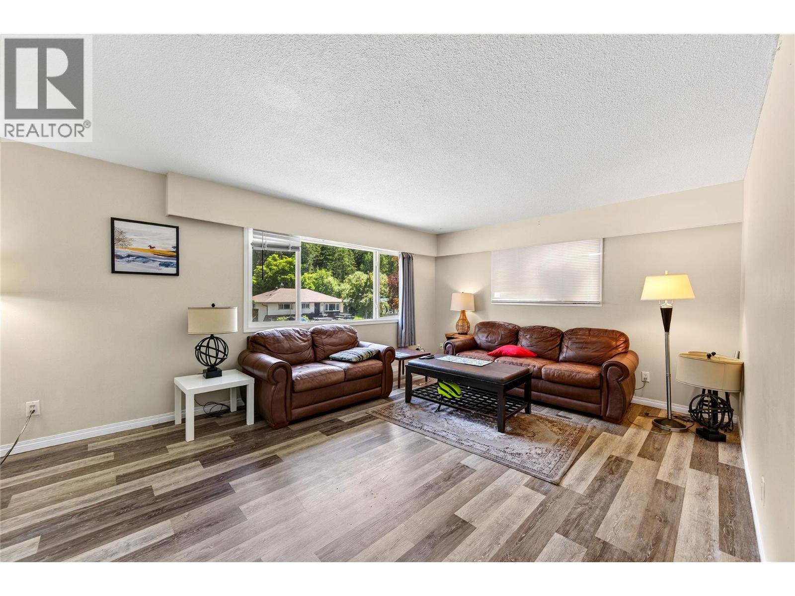 1252 Alexander Drive - 10