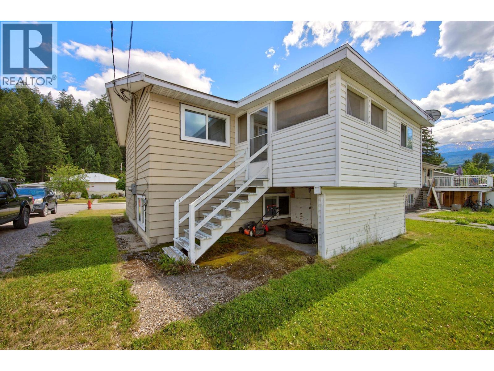 1252 Alexander Drive - 40