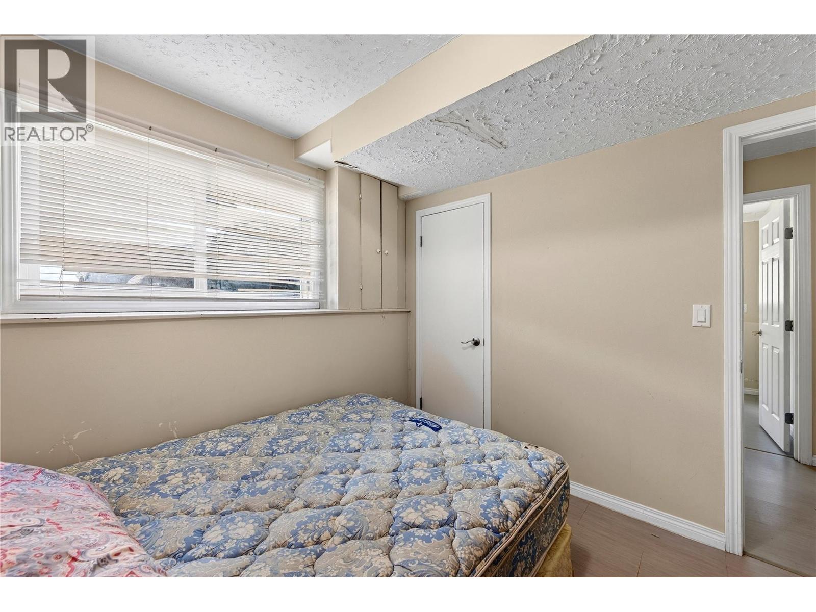 1252 Alexander Drive - 28