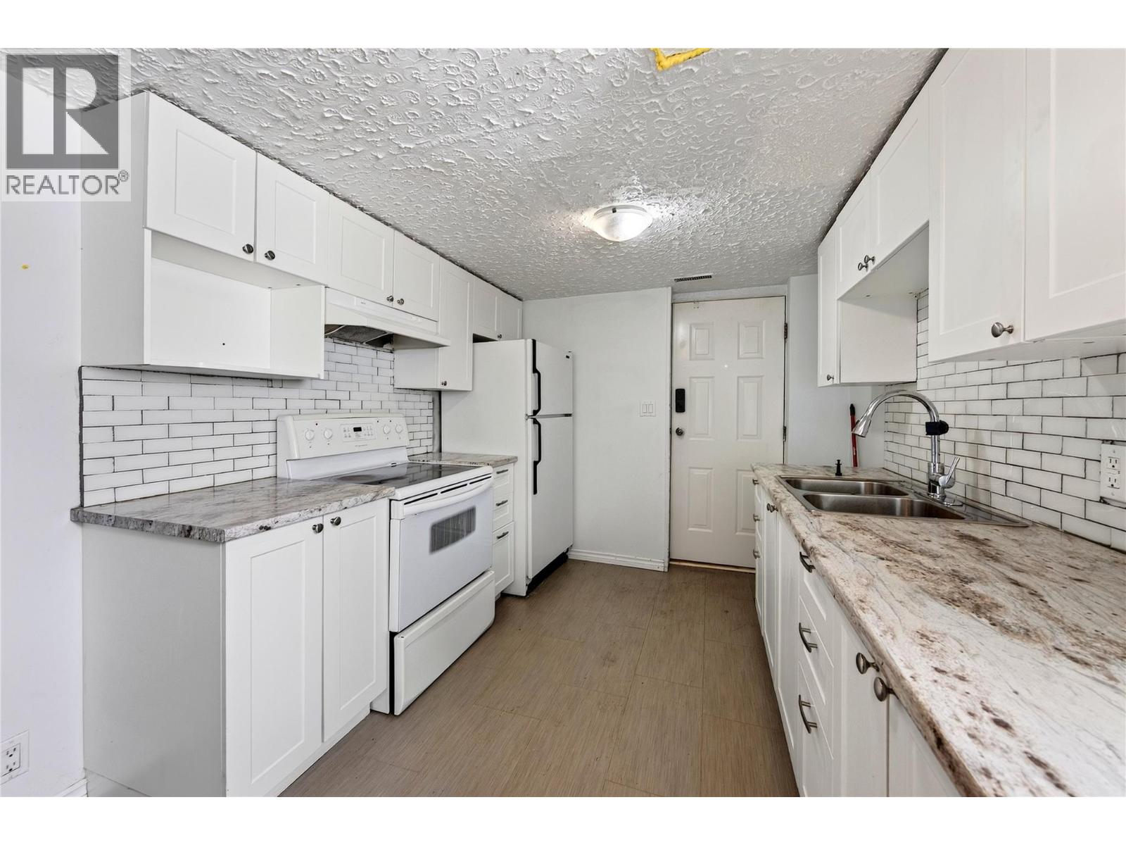 1252 Alexander Drive - 34
