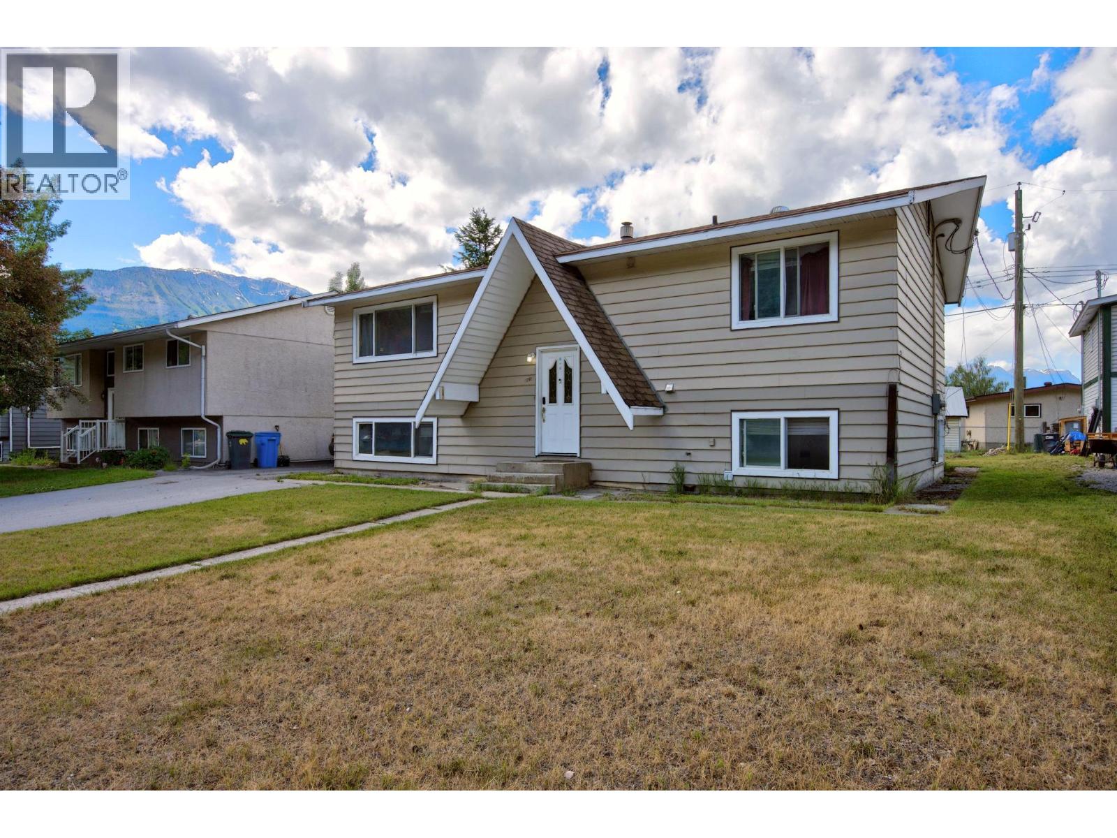 1252 Alexander Drive - 41