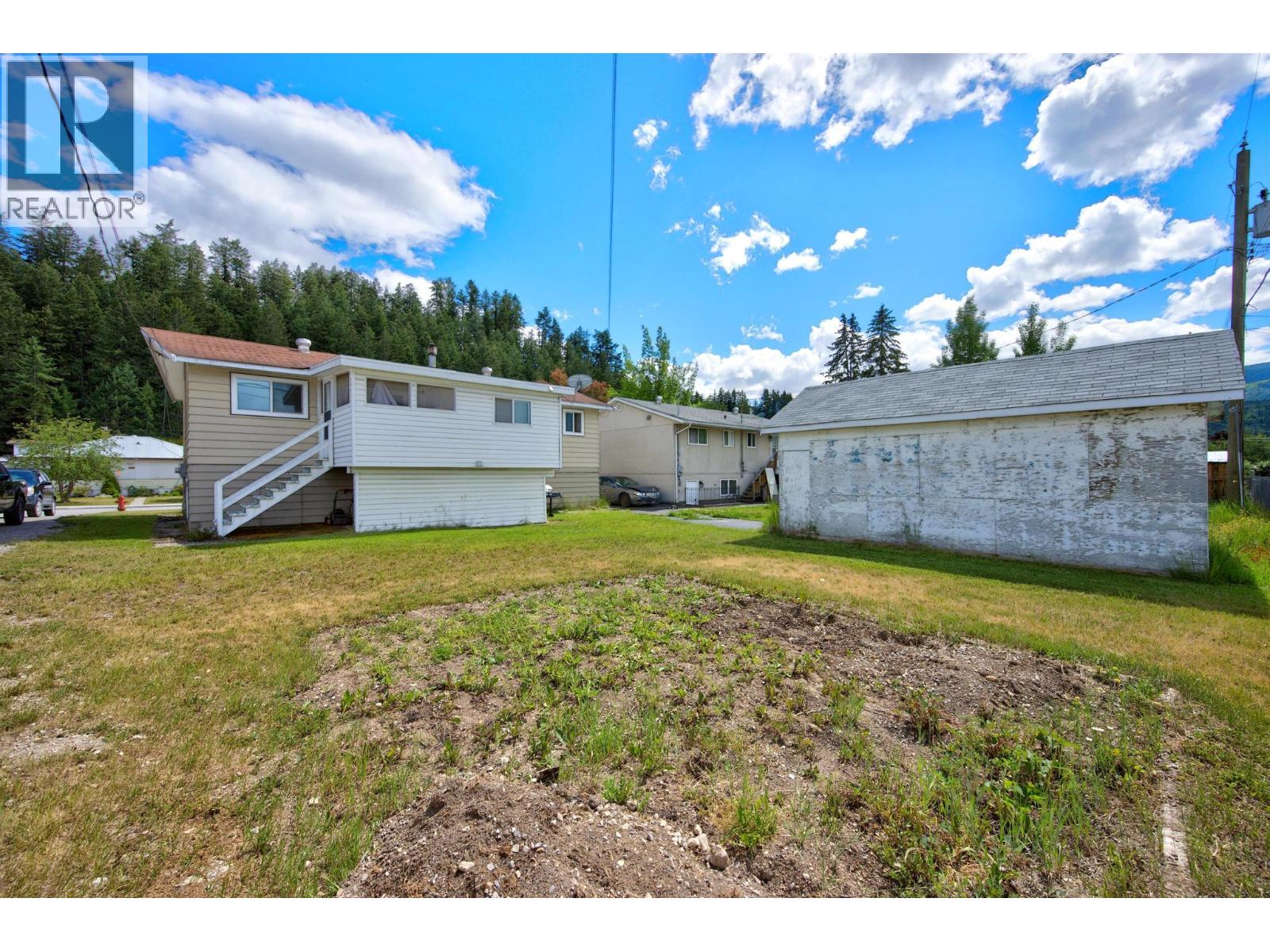 1252 Alexander Drive - 39