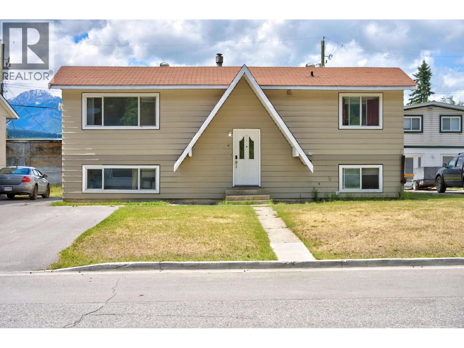 1252 Alexander Drive - 45