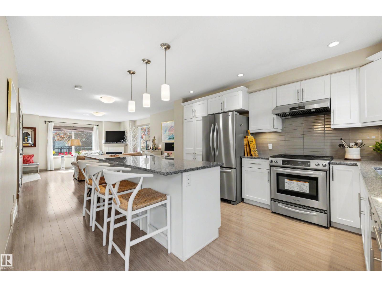 #33 1150 WINDERMERE WY SW - 1