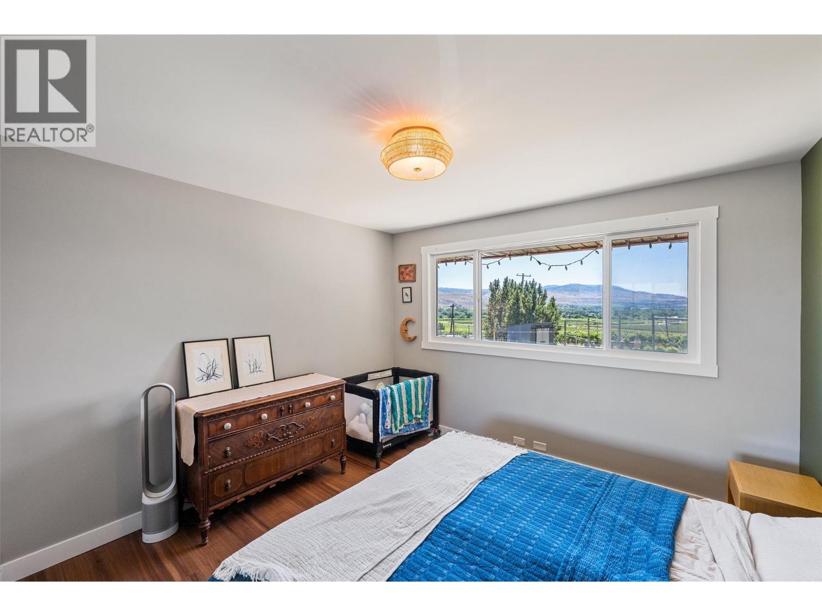 482 Pinehill Road, Oliver