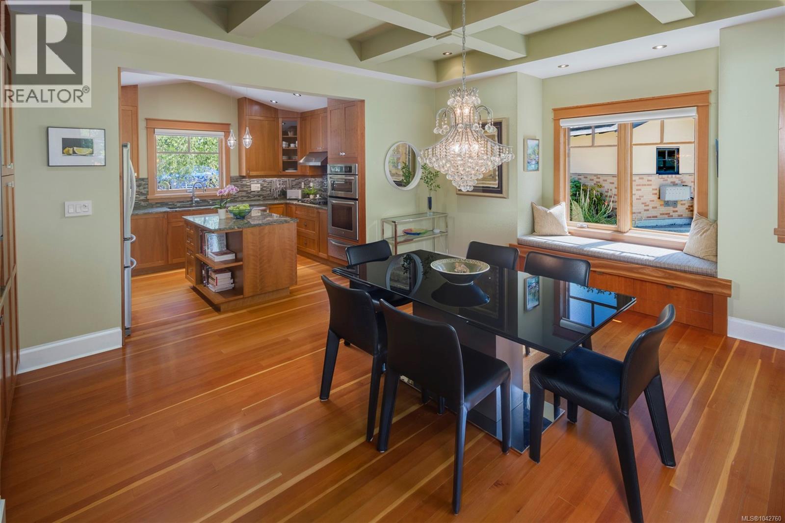 1 849 Dunsmuir Rd, Esquimalt