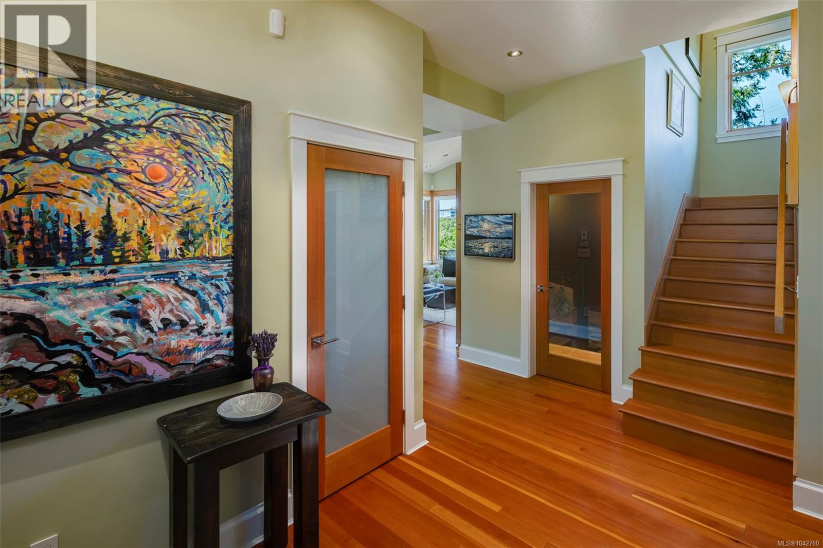 1 849 Dunsmuir Rd, Esquimalt