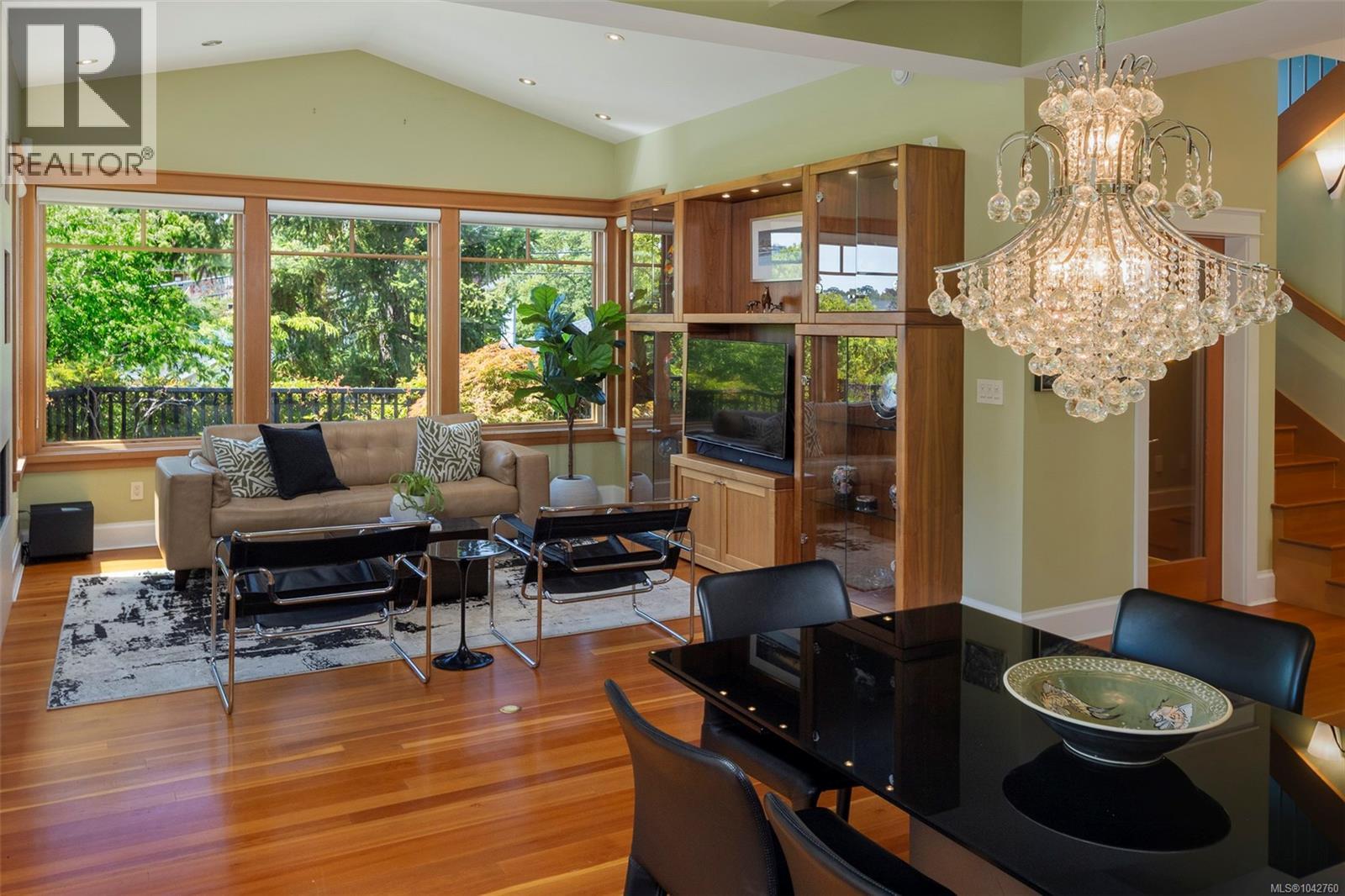1 849 Dunsmuir Rd, Esquimalt