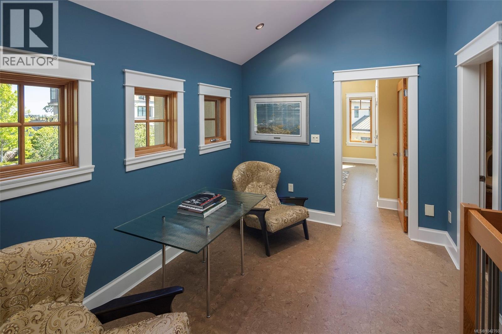 1 849 Dunsmuir Rd, Esquimalt